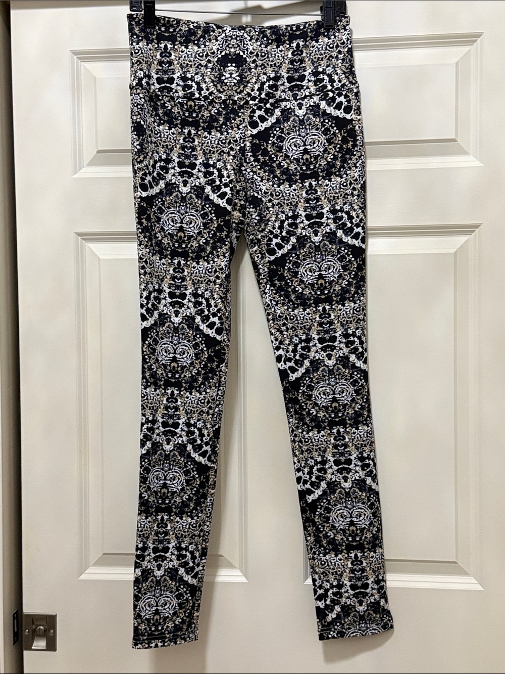 Tribal Black,White, gold and blue Printed Leggings